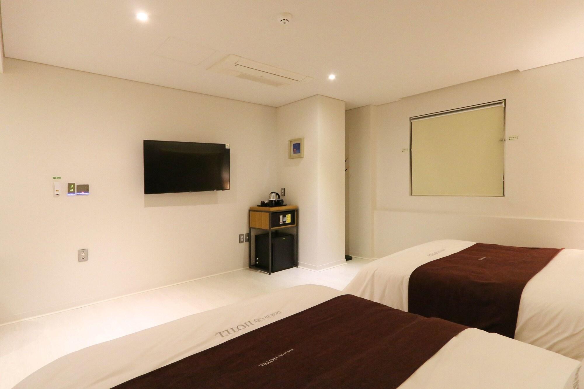 Best In City Hotel Busan Buitenkant foto