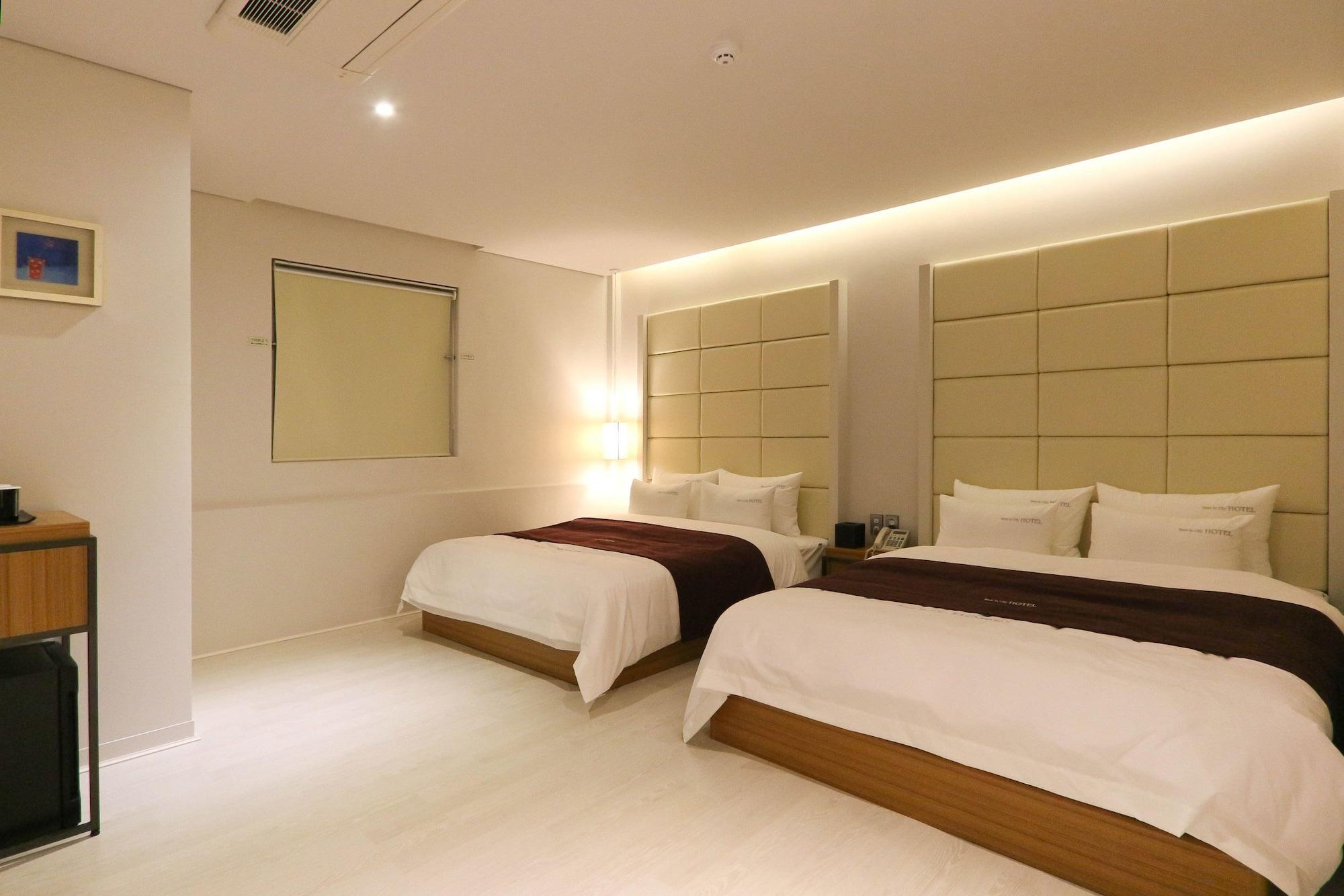Best In City Hotel Busan Buitenkant foto