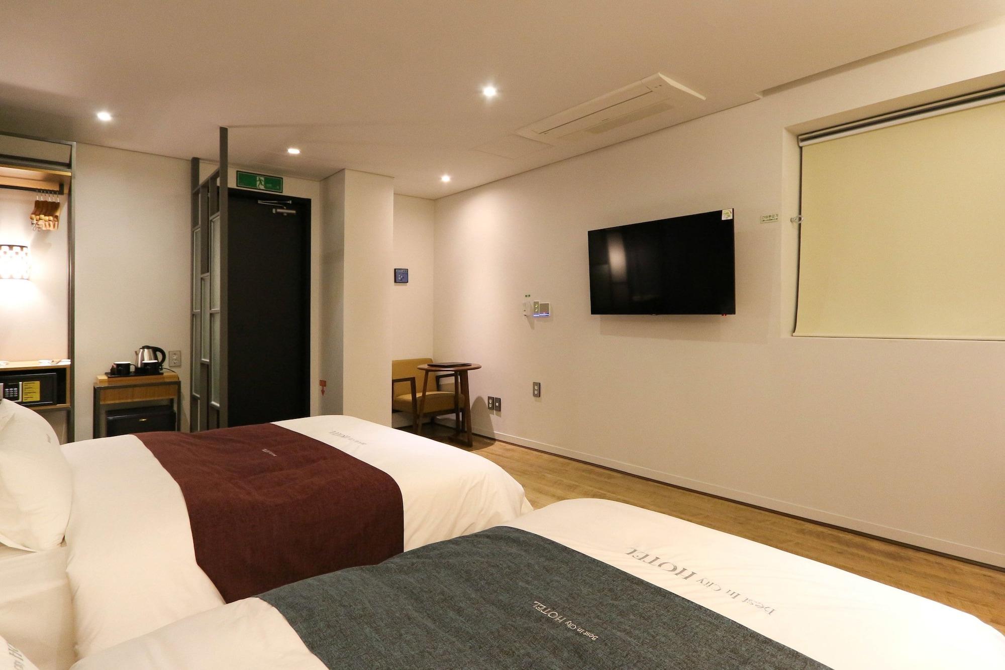 Best In City Hotel Busan Buitenkant foto