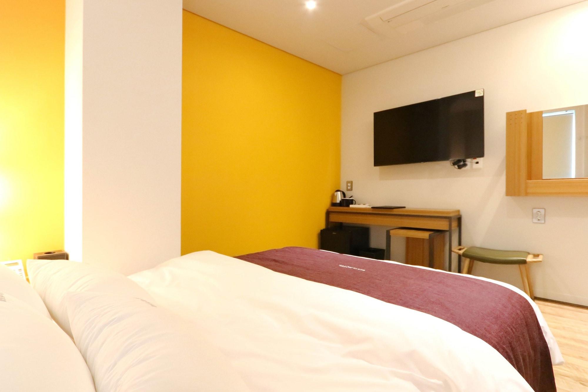 Best In City Hotel Busan Buitenkant foto