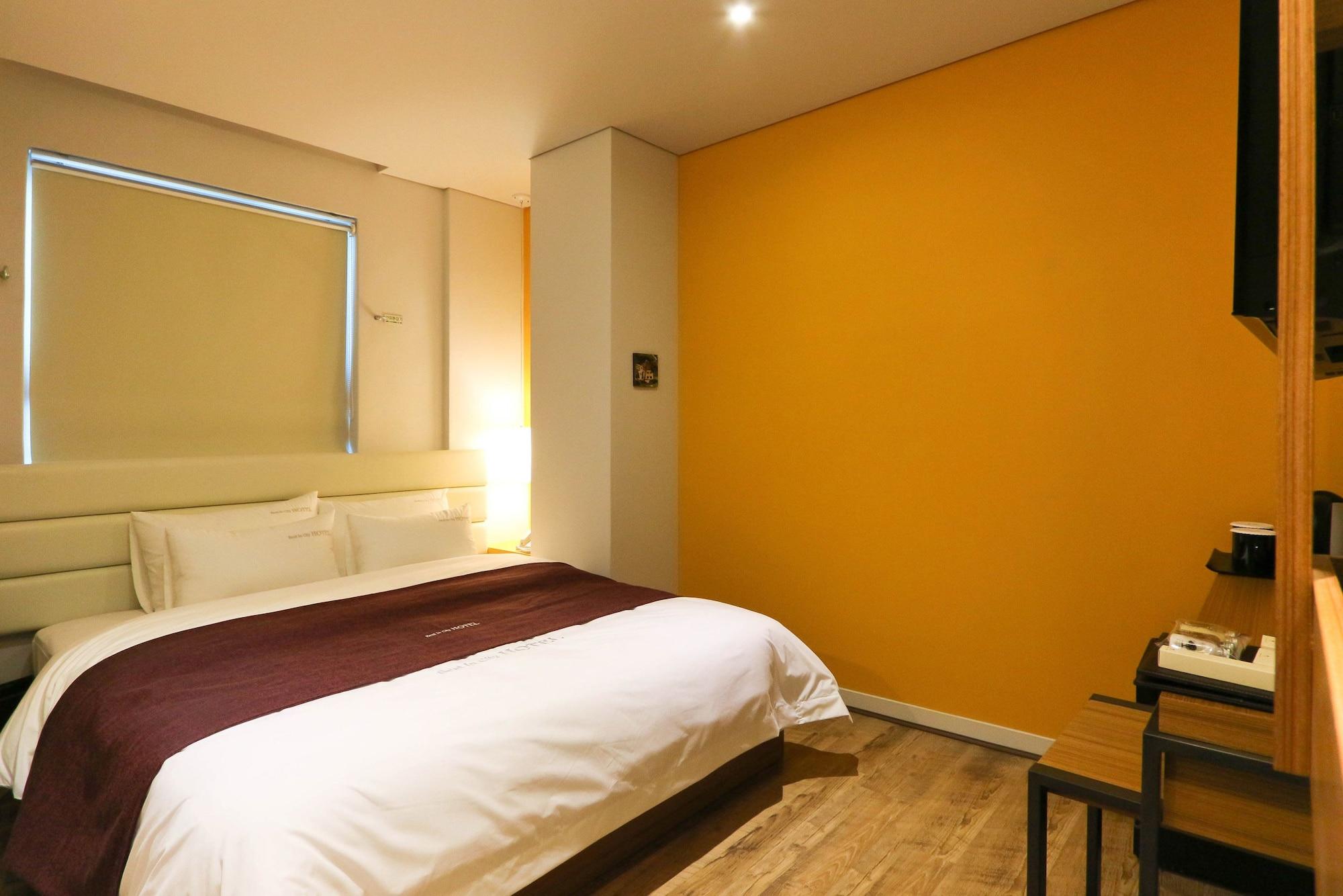 Best In City Hotel Busan Buitenkant foto