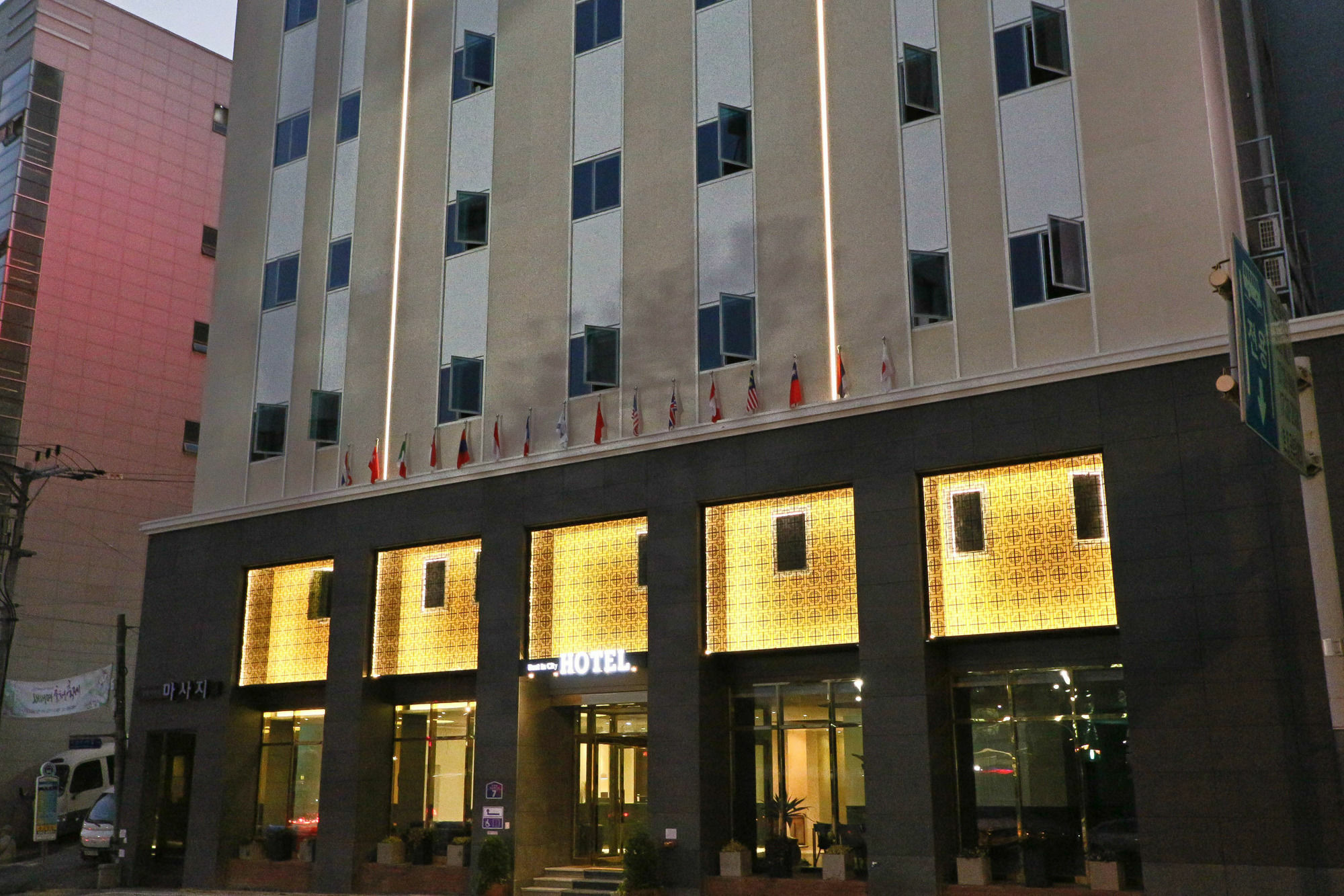 Best In City Hotel Busan Buitenkant foto